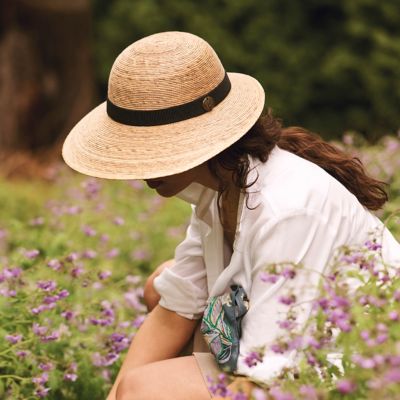 Laurel Hat