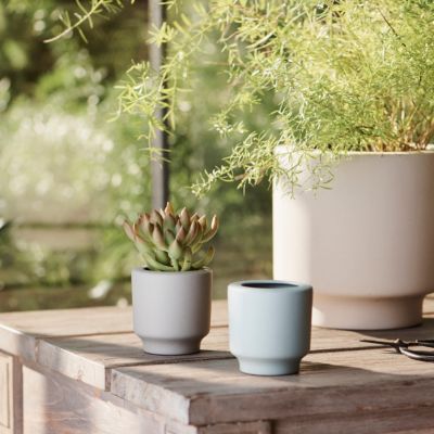 Mod Ceramic Footed Planters, Set of 2