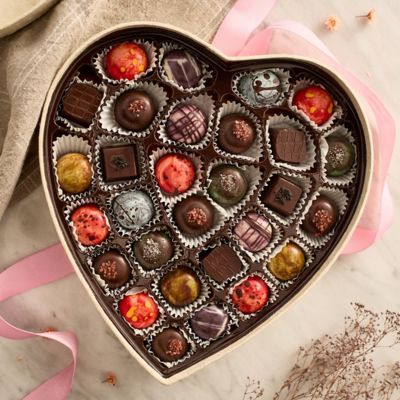 Valentines Day Chocolates 29 Pieces