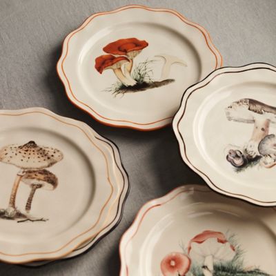 Mushroom Delicacies and Dinnerware: How Ceramic and Stoneware