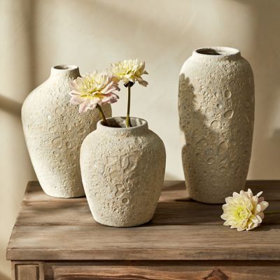 Textured Cream Vase
