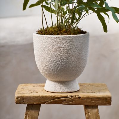 Planters by Size  Small, Medium, Large + Extra Large Plant Pots - Terrain