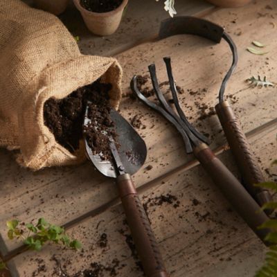 Blacksmithing II: Forged Garden Tools