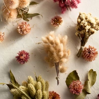 Dried Floral Bouquet Scatter