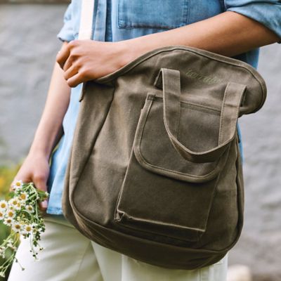 The Cedar Bucket Bag with Outside Pockets