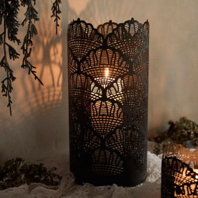  Lacy Fan Candle Holder, Black