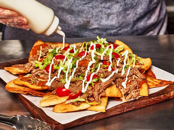 Steak shawarma nachos