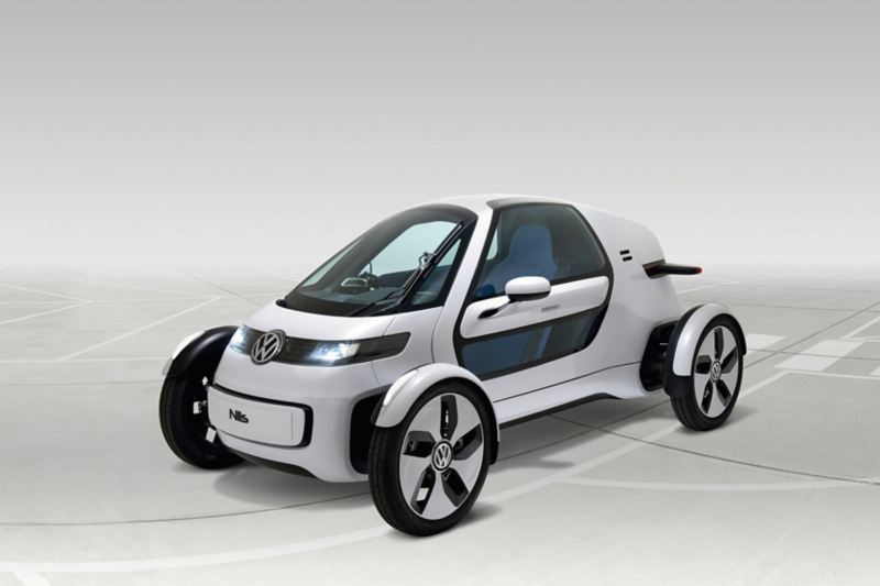 Front ¾ view of the 2011 Volkswagen NILS concept.