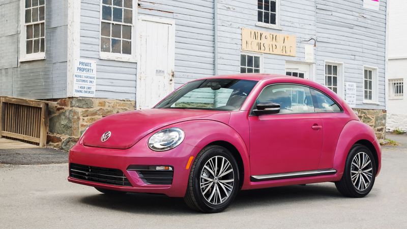 2017 Volkswagen Pink Beetle