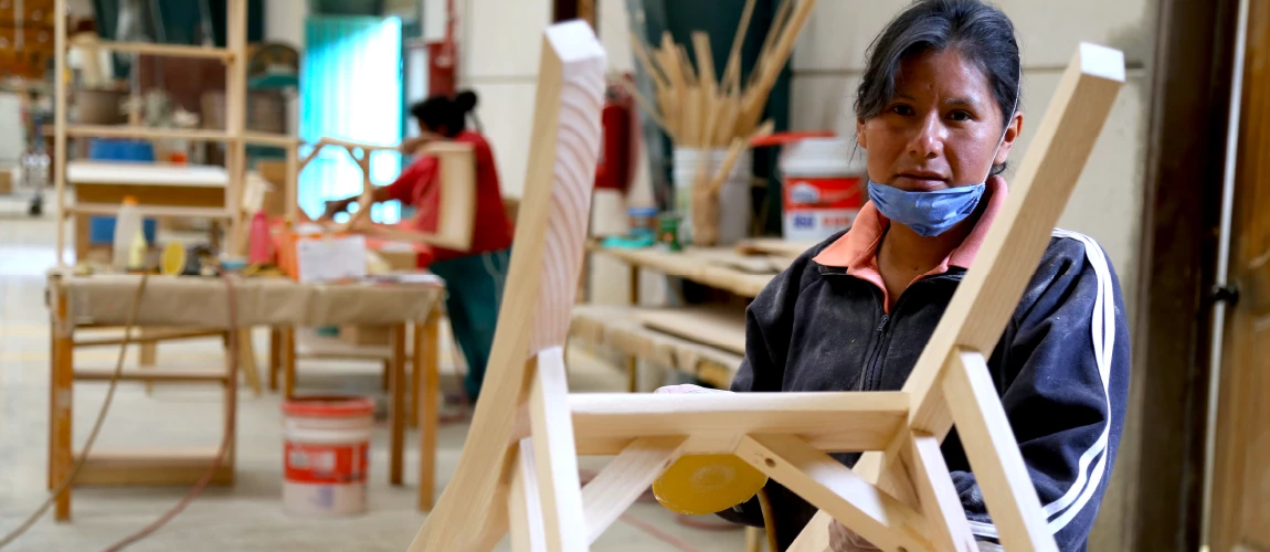 Furniture maker in Oaxaca, Mexico. Photo: Shutterstock
