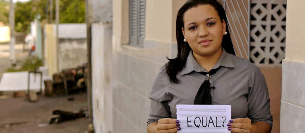 Women solely own 30 percent of all properties in Sao Paulo, Brazil, versus men solely owning 50 percent. Photo: Romel Simon/World Bank 