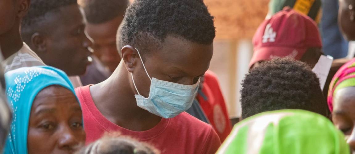 People take precautions in Mali against COVID-19 (coronavirus). Photo: World Bank / Ousmane Traore