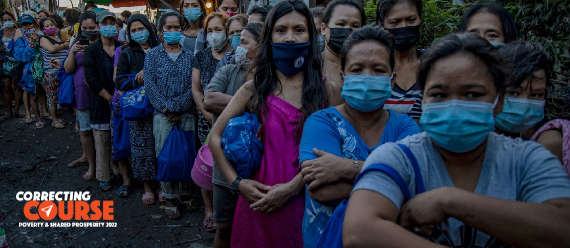 In 2020, the COVID-19 crisis caused the most significant setback to global poverty reduction in decades, with 71 million more people living in extreme poverty in that year compared to 2019. Photo source: EAP photo collection, Philippines, Ezra Acayan/World Bank