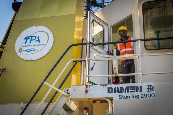 Dar es Salaam Port, Tanzania. Photo: Rob Beechey / World Bank