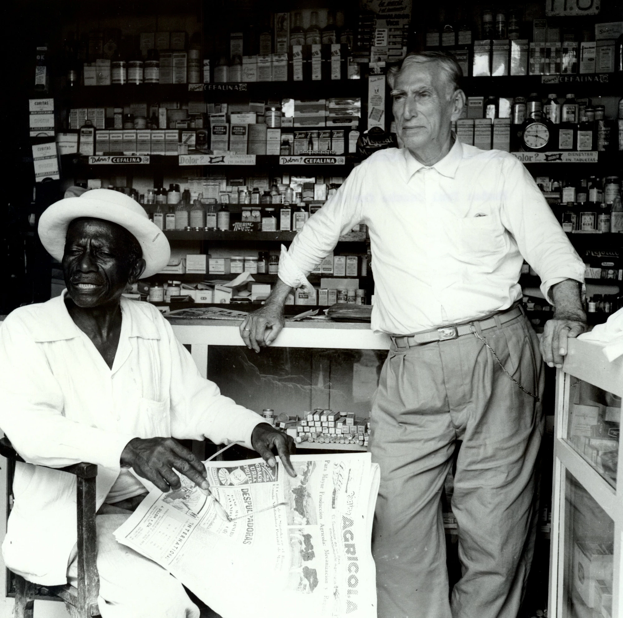 Tranquilino Flori and Felix Moreno, Ecuador, 1957. See more photos in our World Bank Group Archives. Credit: World Bank Group/Paul Sanche