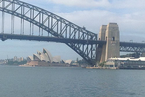  A view of the Opera House in Sidney. ©David Robalino.