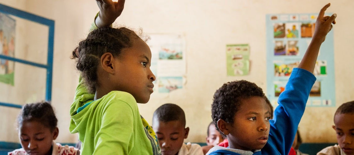 Pupils in 4th grade classroom