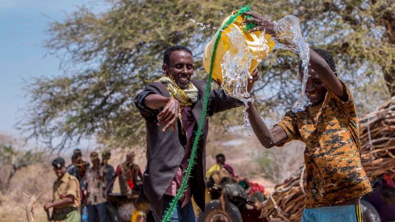 Creuser en profondeur : Les eaux souterraines dans les zones frontalières fragiles de la Corne de l’Afrique