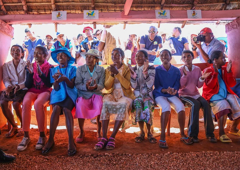 Femmes bénéficiaires d'un programme de développement humain dans le village de Soavina à Madagascar. Photo: © Sarah Farhat / Banque mondiale