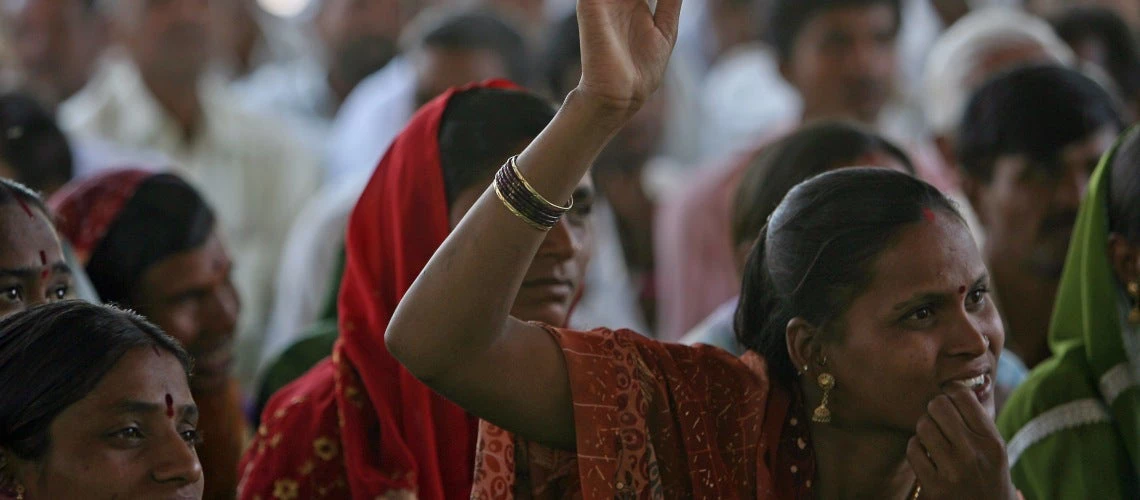 A grassroot organization in India is leveraging member-generated data to change the lives and livelihoods of women, one data point at a time. Copyright: Simone D. McCourtie / World Bank