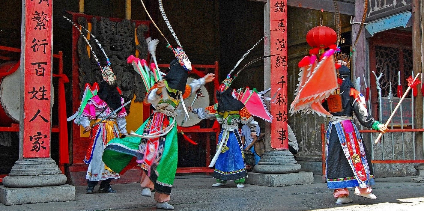 Des jeunes interprètent un opéra traditionnel chinois. Photo : You Ji / Banque mondiale