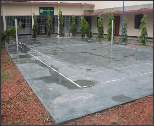  Badminton-court