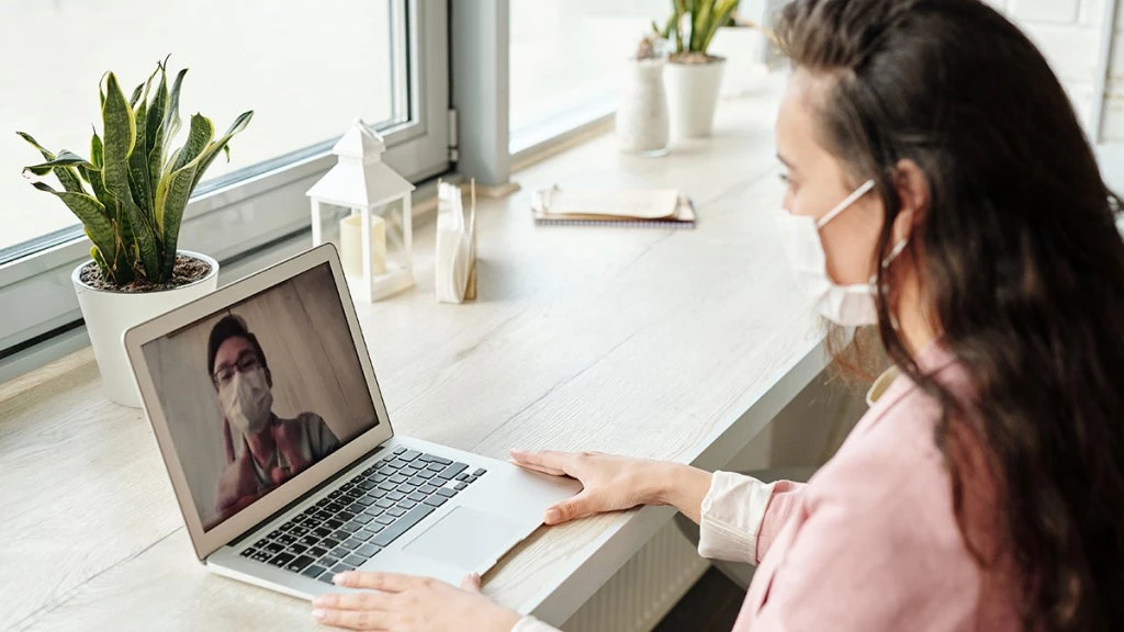 Woman having a video call. Photo: Edward Jenner/Canva