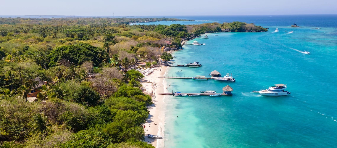 Costa playera en Cartagena Colombia