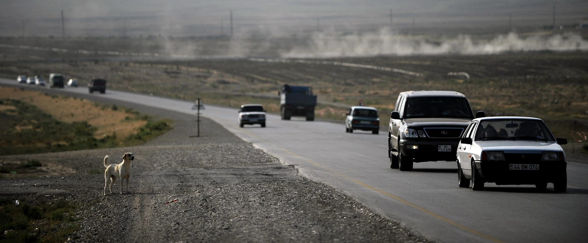 A photo of a road in Azerbaijan.