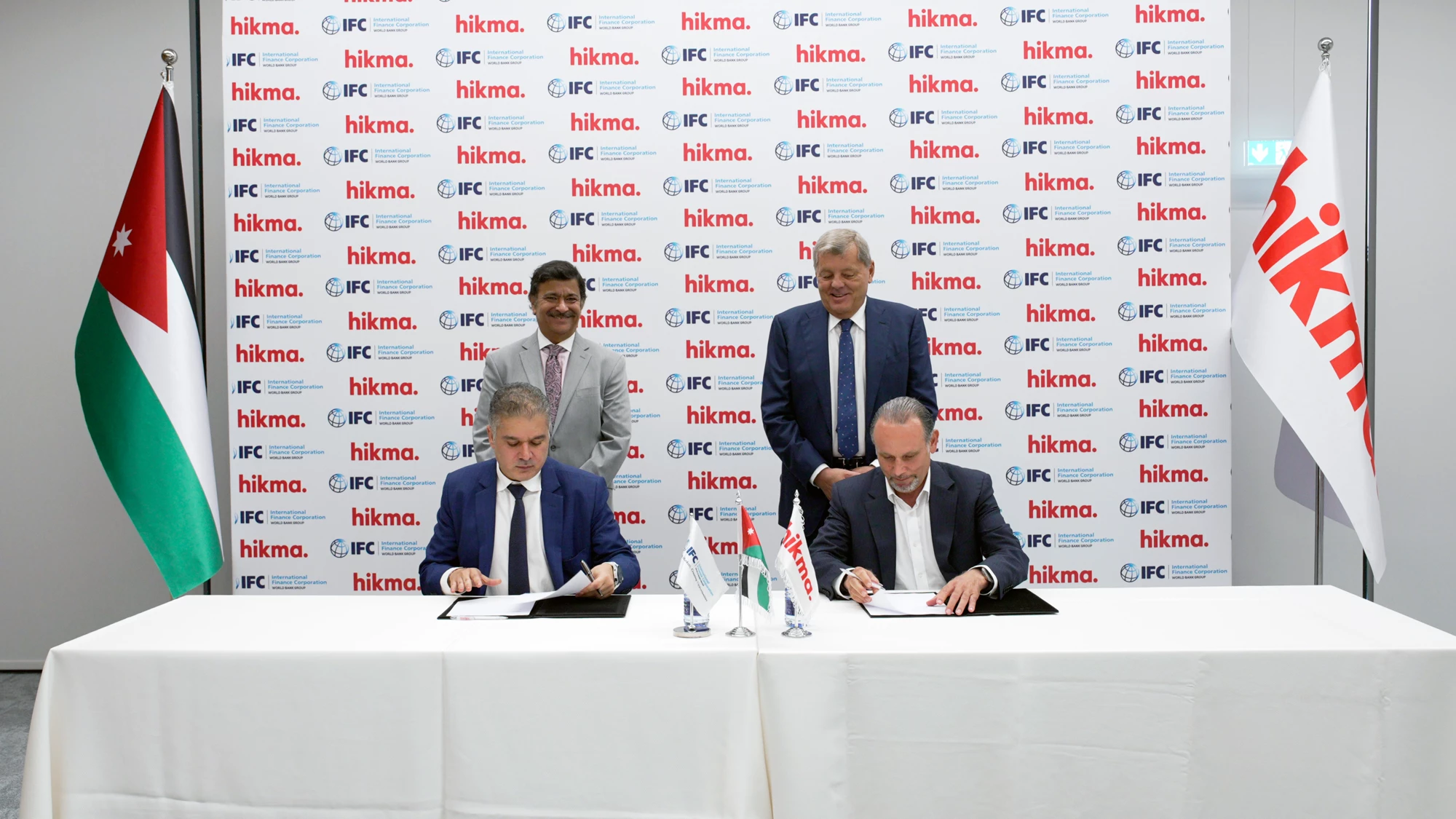 Hikma, IFC sign $250mn deal, marking a 40-year partnership driving access to quality medicines in the MENA region