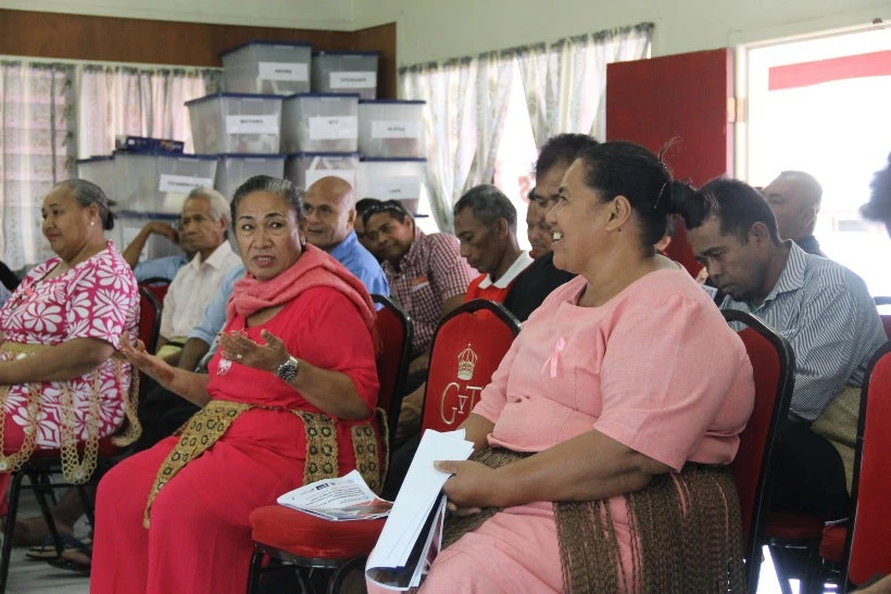 Dissemination session with government, non-government and health representatives in Vava?u (Jodie Brabin)