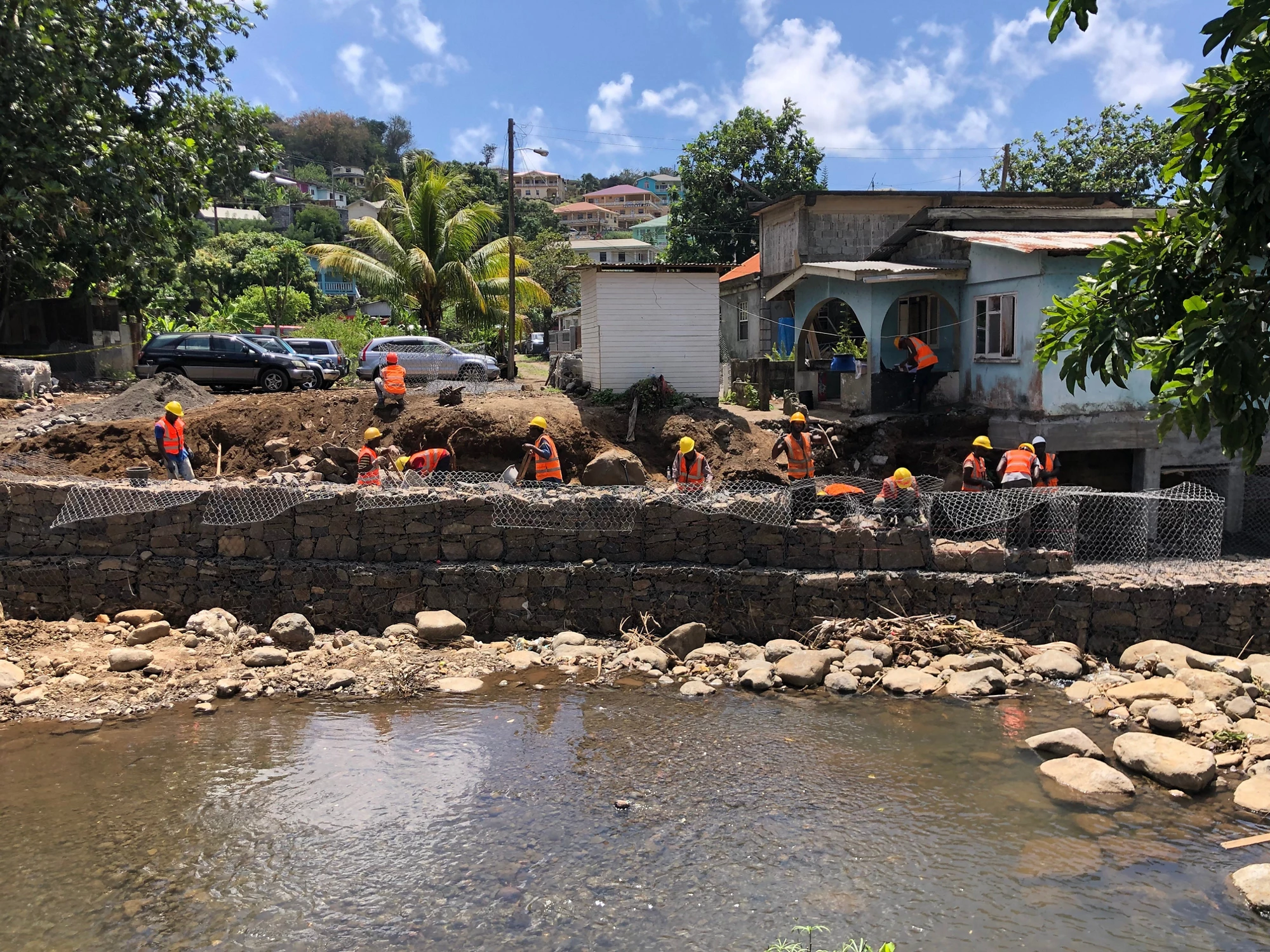 Travaux de construction  à Saint-Vincent-et-les-Grenadines.