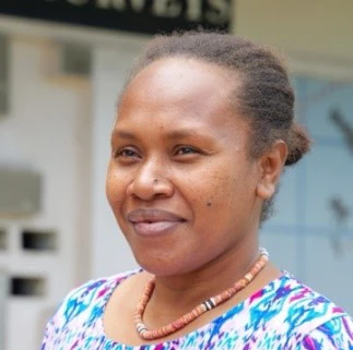 Mary Tegavota Responsable du registre national des terres foncières au ministère des Territoires, du Logement et de la Topographie des Îles Salomon.  