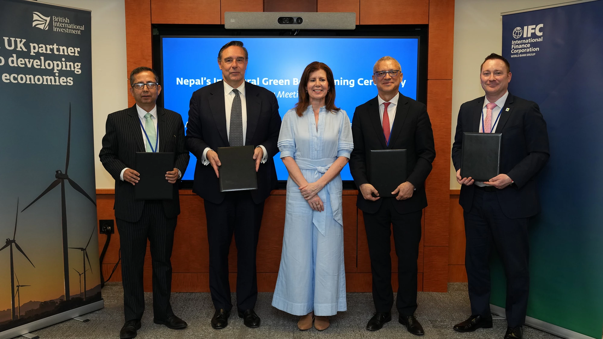 Nepal Green Bond Signing, April 25, 2025 at IFC in Washington, DC. Photo by Julia Schmalz/IFCNepal Green Bond Signing, April 25, 2025 at IFC in Washington, DC. Photo by Julia Schmalz/IFC