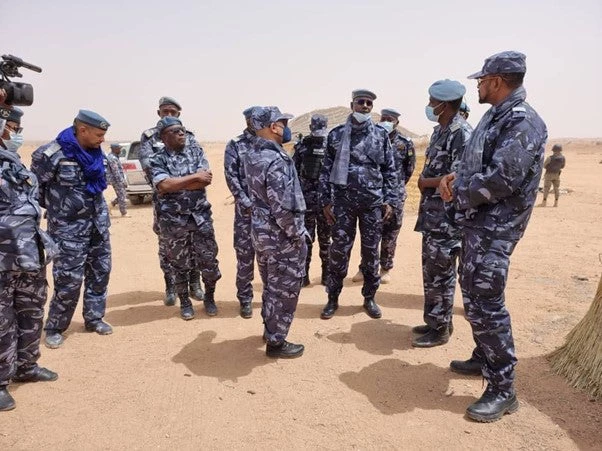 Niger birder guards