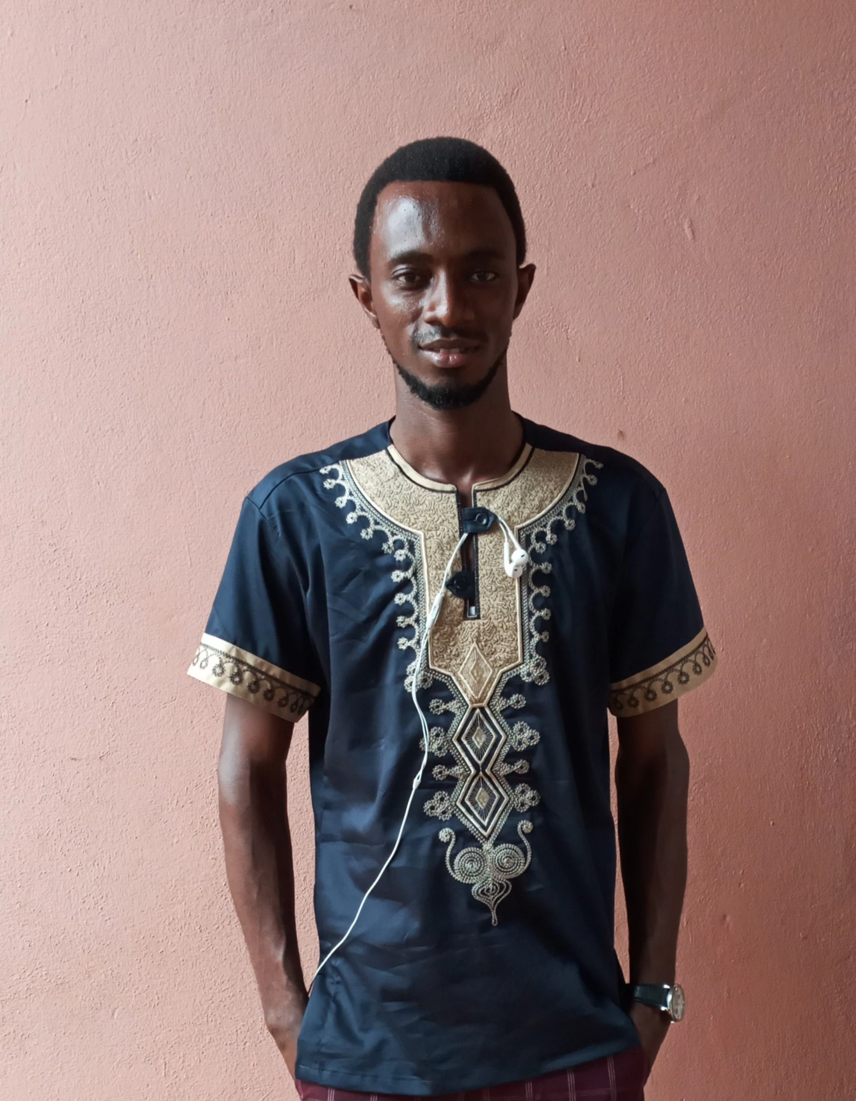 Tchuda Na Blaga?é o vencedor do concurso 2021 Blog4Dev para Guiné-Bissau. 