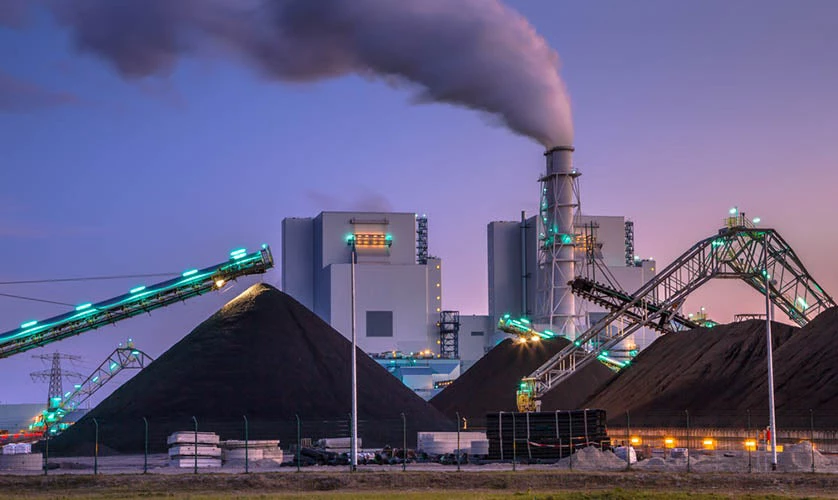 Photo of a coal power plant in operation