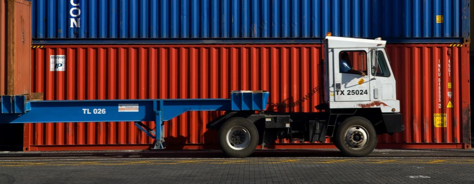 A photo of a truck and freight in Mauritius.