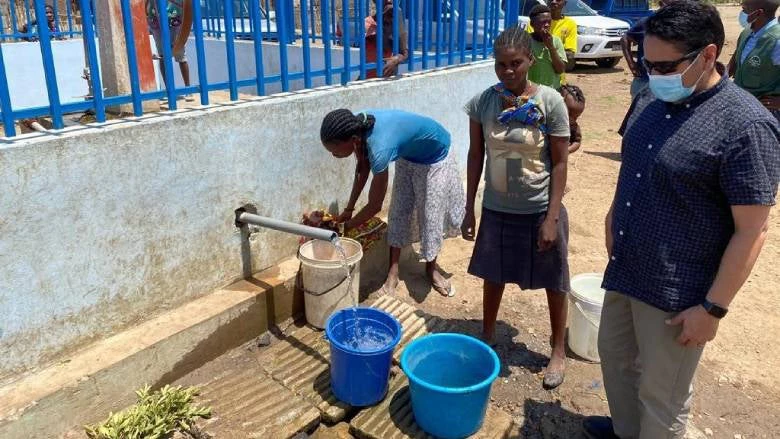 Through research, targeted engagement, and an inter-disciplinary approach, the World Bank aims to tackle several of the ways women remain disadvantaged in Angola's water sector.