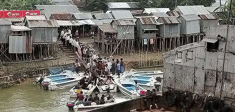 Ferry point at river in southern Bangladesh. Stephan Bachenheimer/World Bank