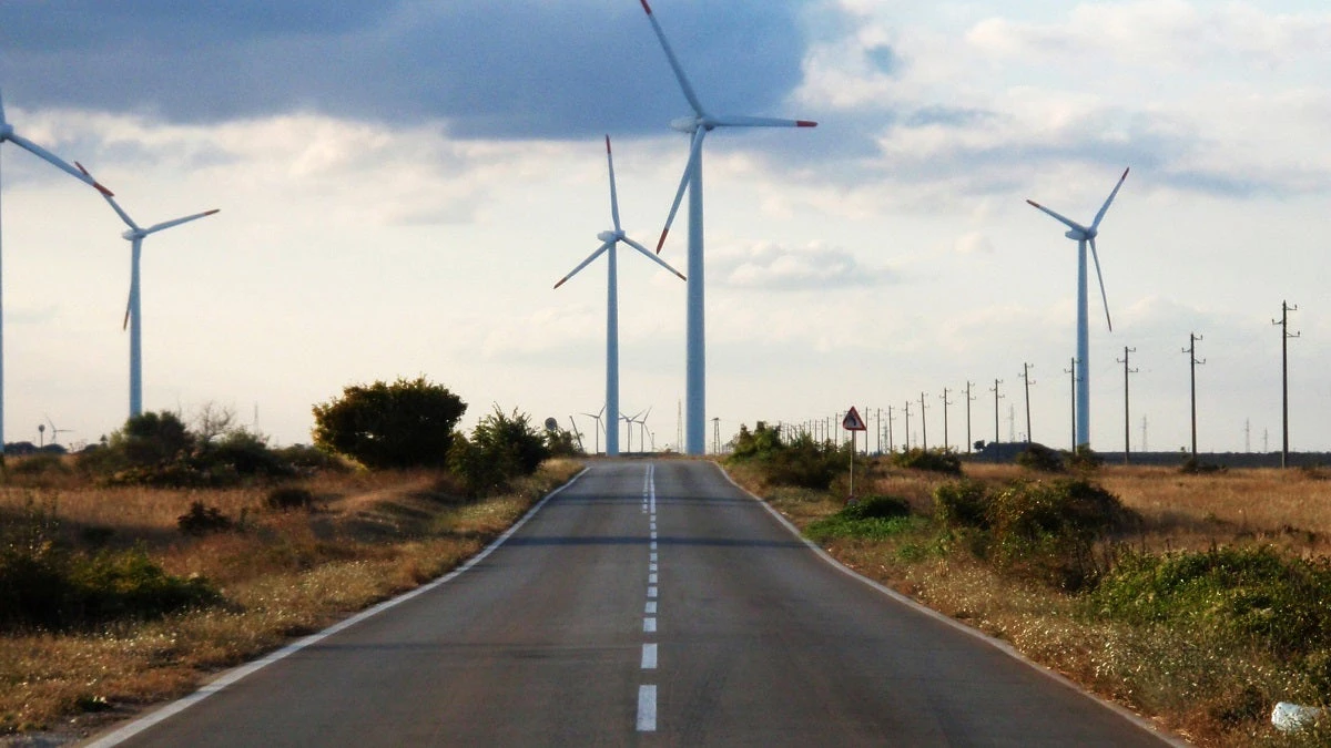 A wind park near the village of Bulgarevo, Bulgaria. Photo: Boris Balabanov/World Bank