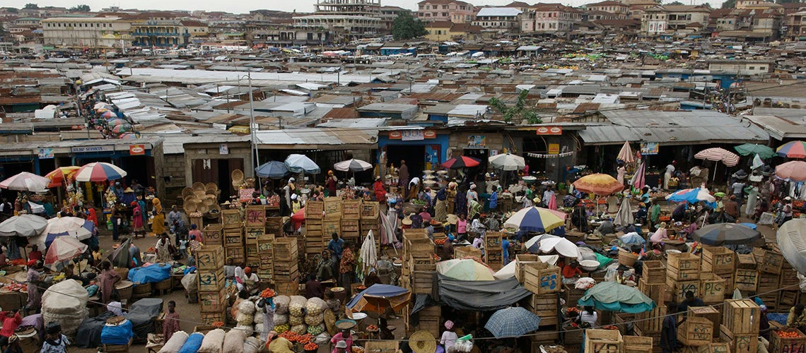 Overlooking a central market. | Photo: © Jonathan Ernst / World Bank