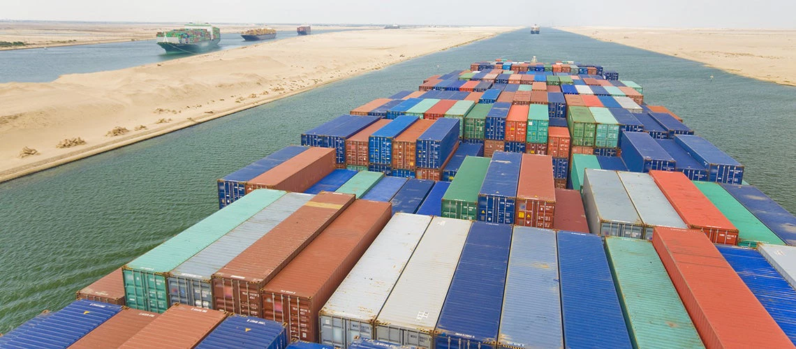 A large container ship passing Suez Canal, Egypt | © shutterstock.com