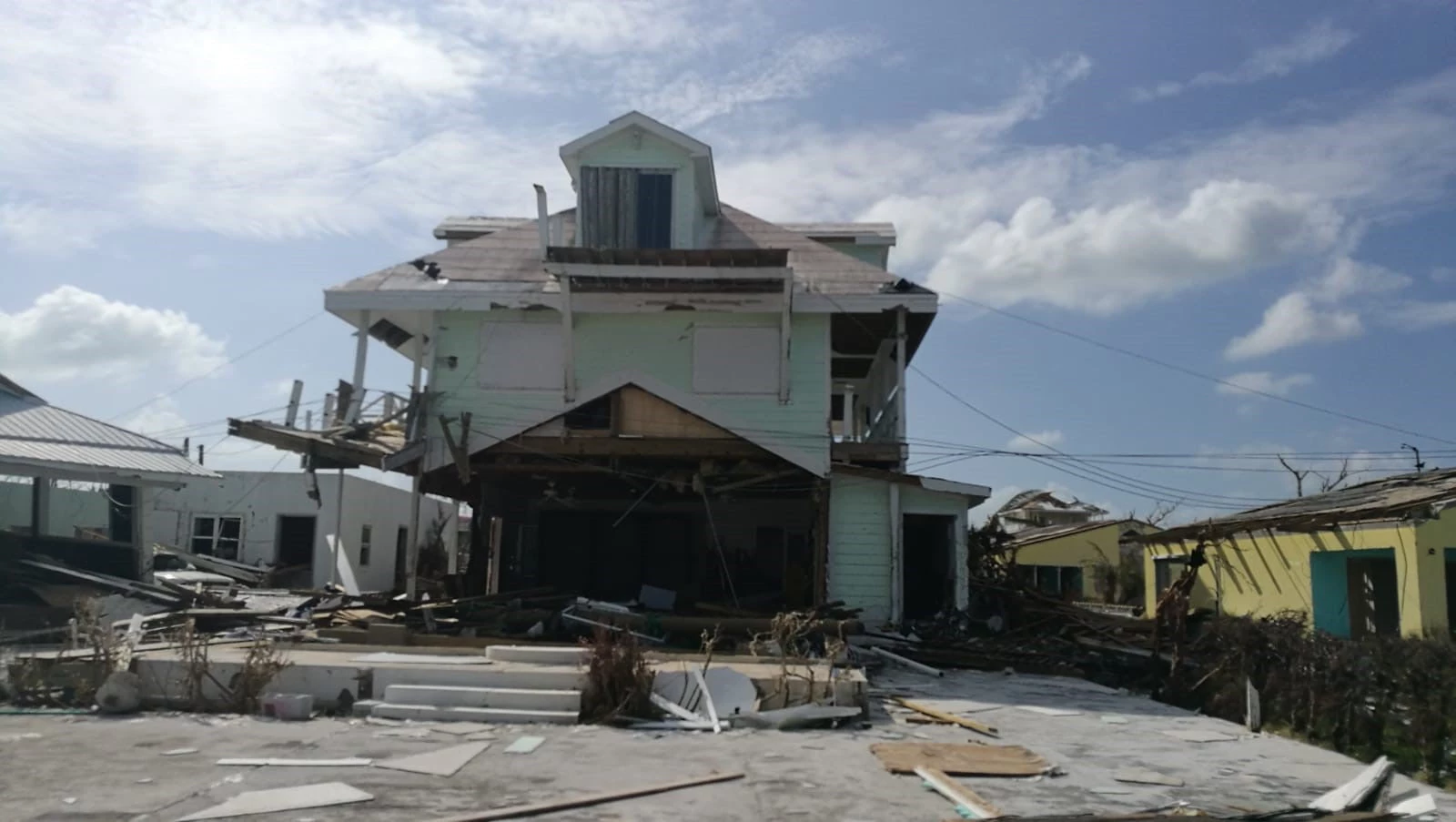 House damaged by the impact of Hurricane Dorian. Photo: World Bank