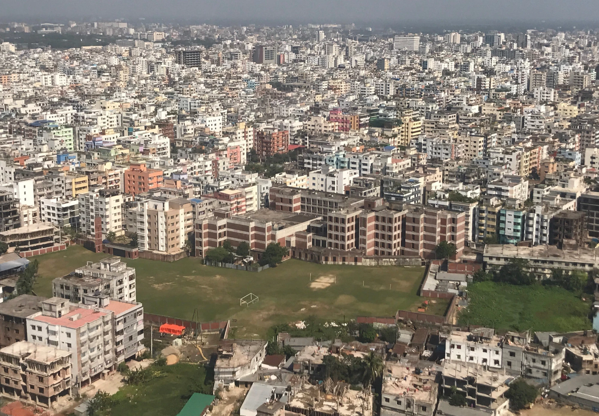 Dhaka accounts for one-third of the Bangladesh?s total population, one-fifth of national GDP and one-third of all jobs. Photo: World Bank