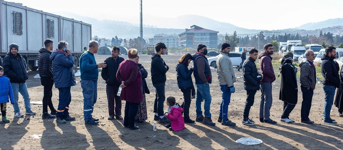 Displaced residents of Iskenderun district of Hatay. Photo: Tolga Ildun/ Shutterstock