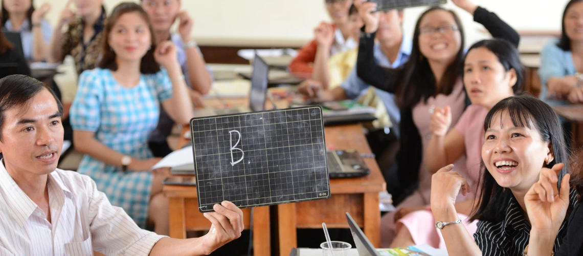A training session for a group of core teachers. In Vietnam, hundreds of thousands of teachers have stayed ahead of the curve through a World Bank-financed continuous professional development (CPD) initiative. 