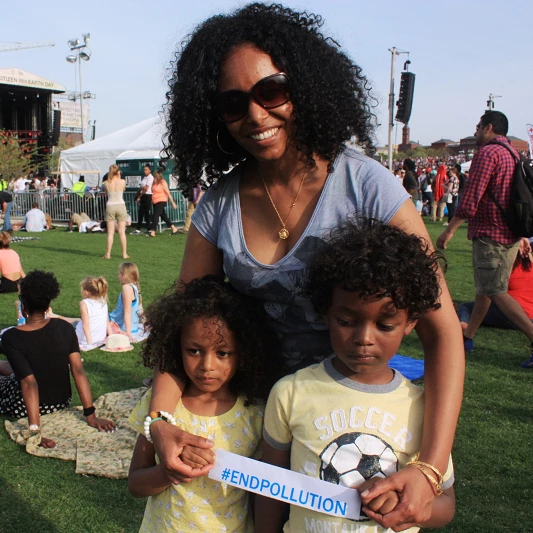 Milne Berhana with her son and daughter. (Photo by World Bank)