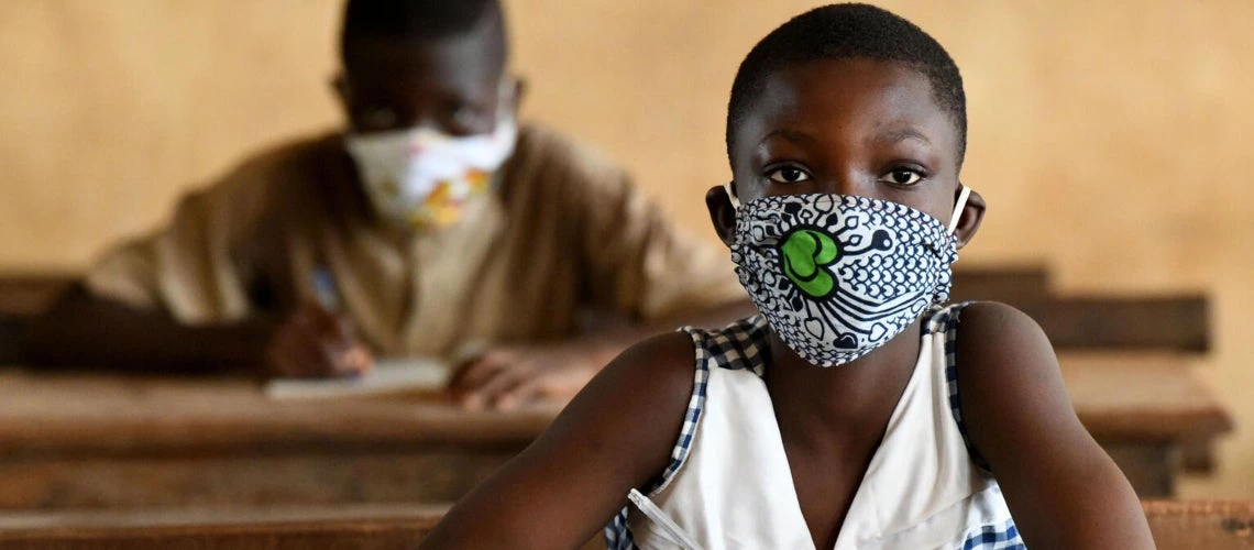 Students attending classes at the Primary school of San Pedro, in the South West of Côte d'Ivoire. © UNICEF/UNI330895// Frank Dejongh