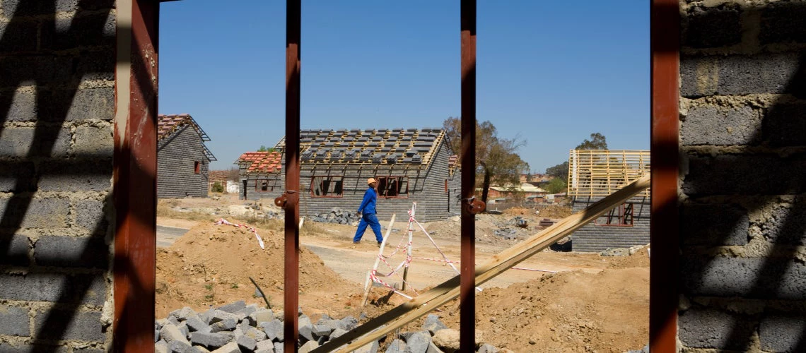 Cosmos City is a new housing development being constructed just north of Johannesburg. The fully bonded are sold as per normal via Estate Agencies and the RDP are supplied by the Government for the poor.
